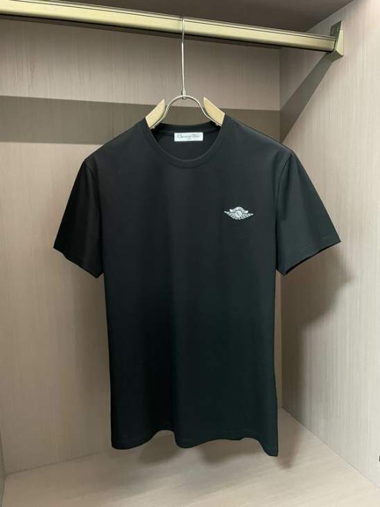 Picture of Dior T Shirts Short _SKUDiorS-2XLtltx3216009